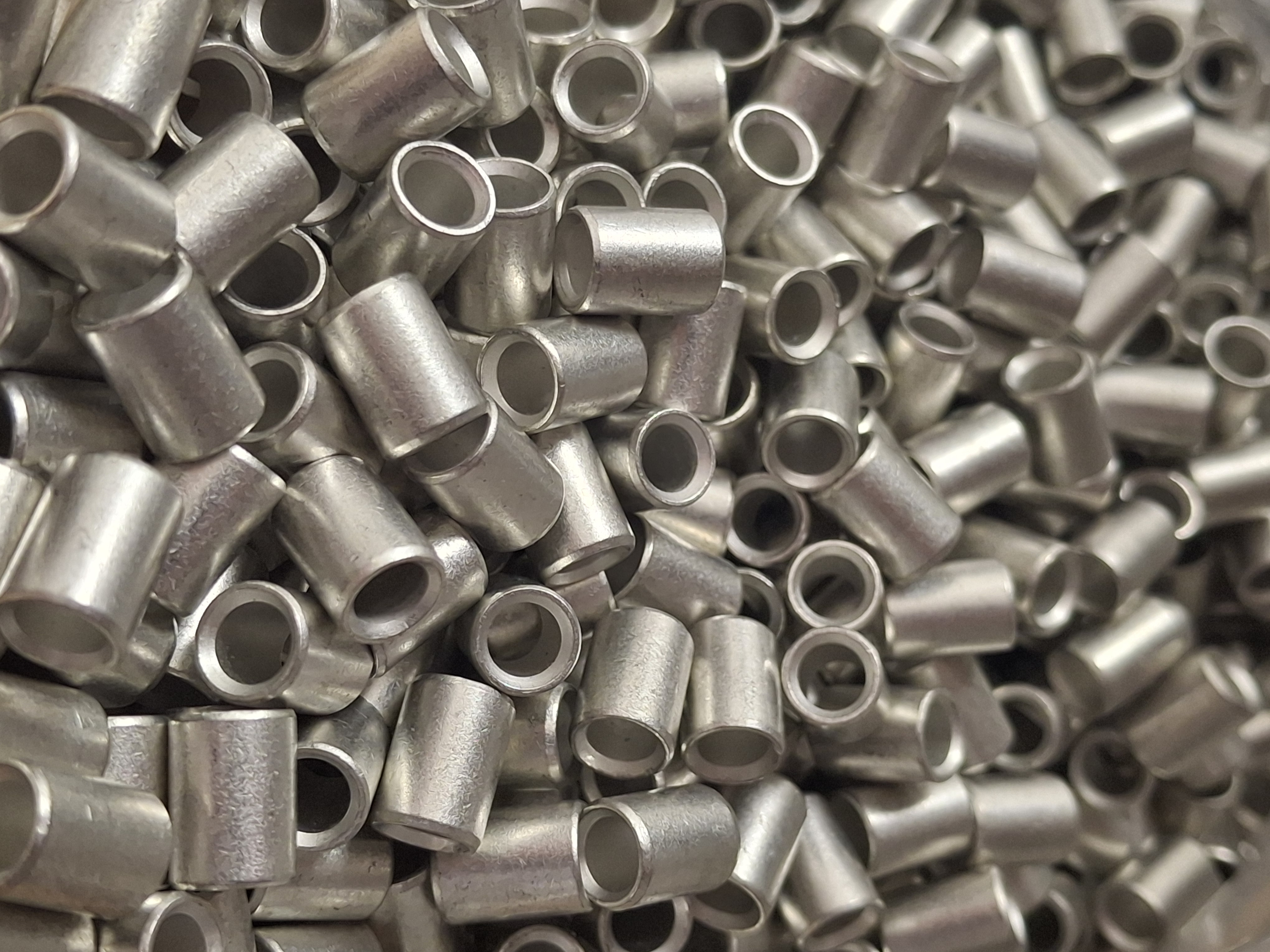 Гільзи з'єднувальні