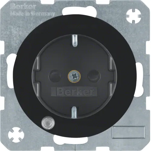 Розетка Hager 41102045 16.0A