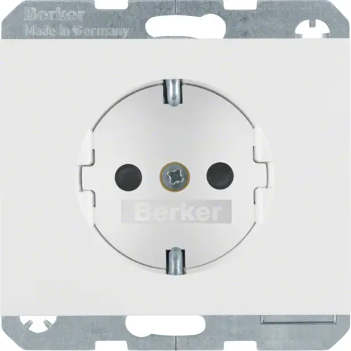 Розетка Hager 47357009 16.0A