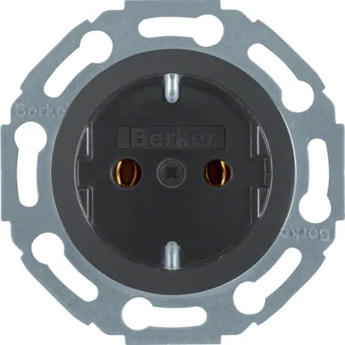 Розетка Hager 474521 16.0A
